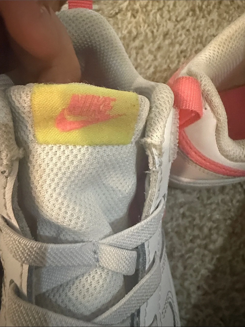 Kids Girls Nike Sneakers Size 9.5